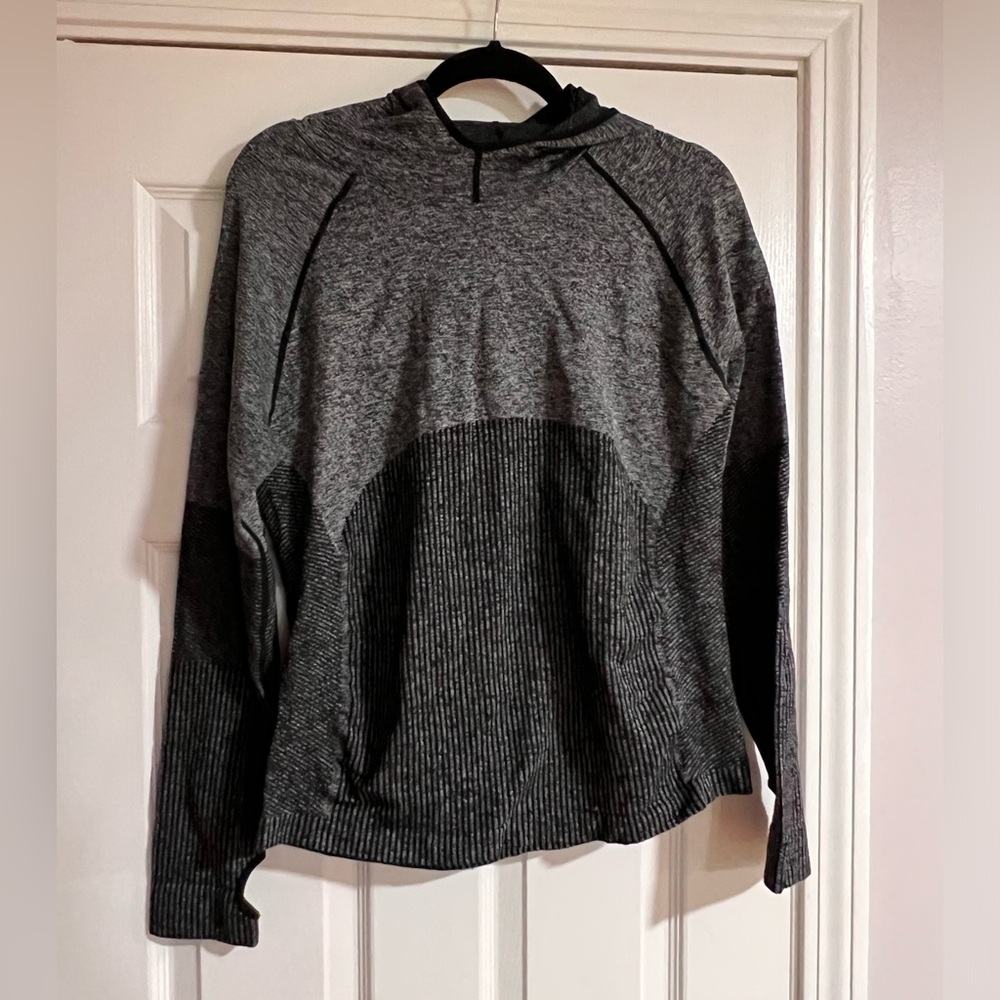 Fabletics Hooded Athletic Top - XL